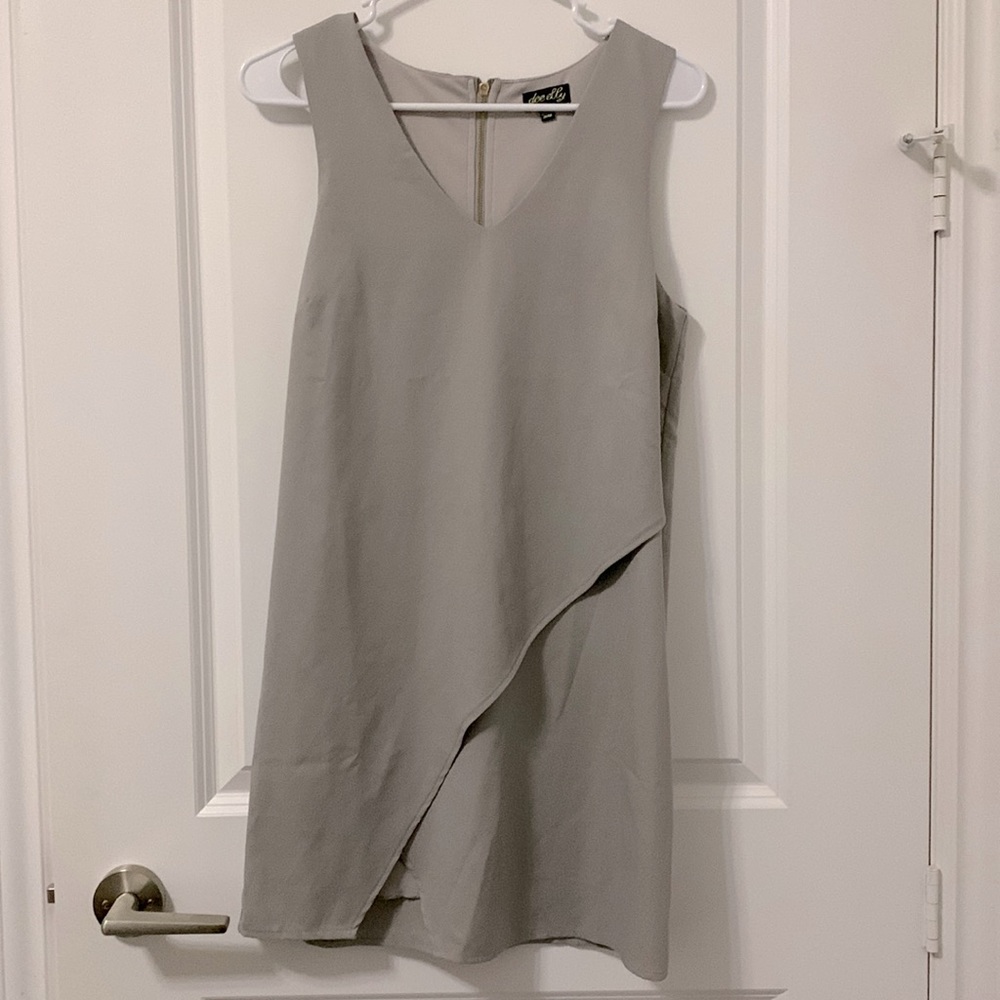 Dee Elly Shift Dress (Grey)